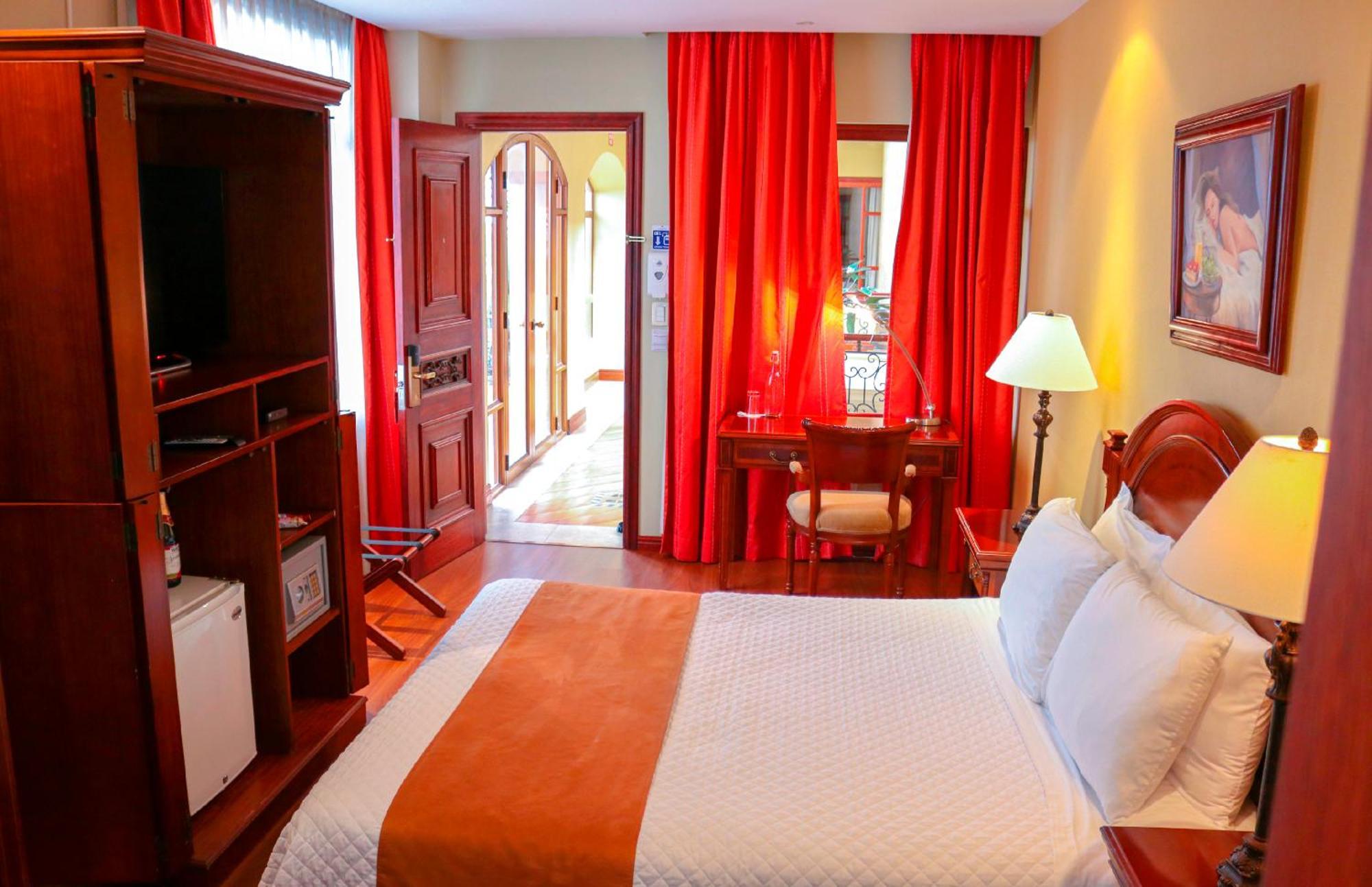 Grand Victoria Boutique Hotel Loja Exterior foto
